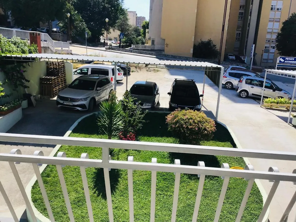 Apartmans And Rooms Madunic I Σπλιτ Πανσιόν