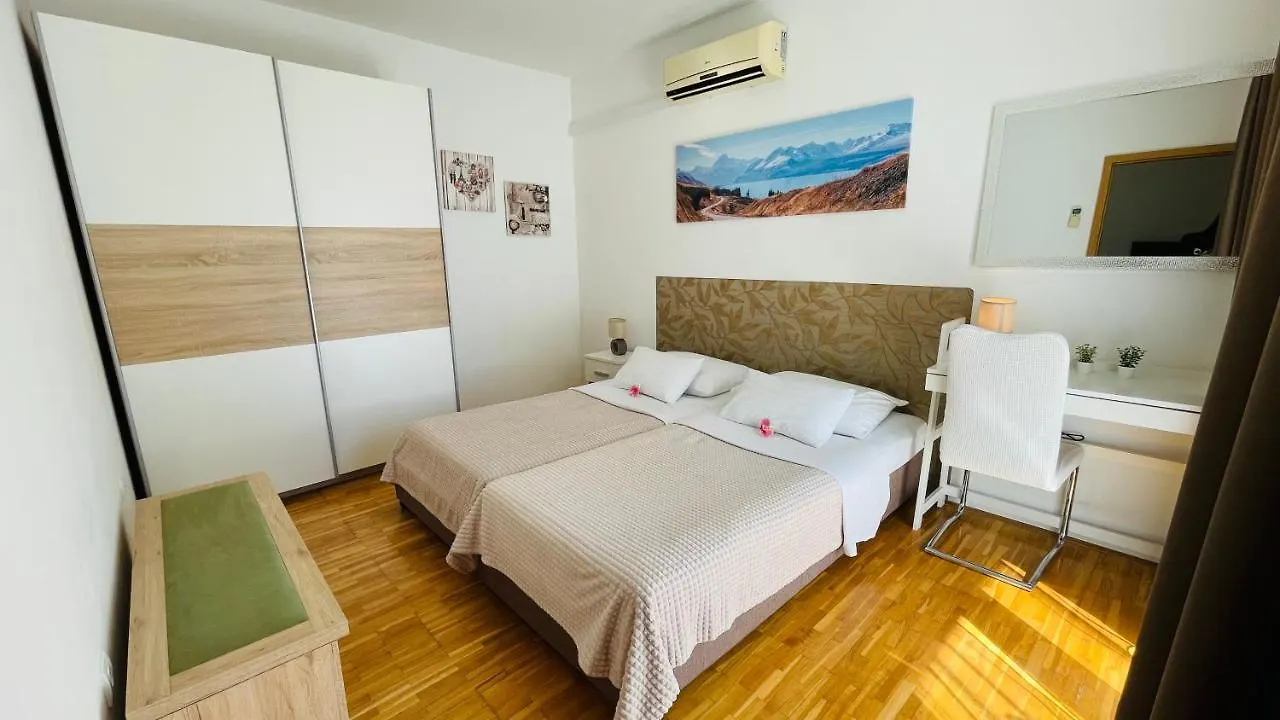 Apartmans And Rooms Madunic I Σπλιτ Πανσιόν