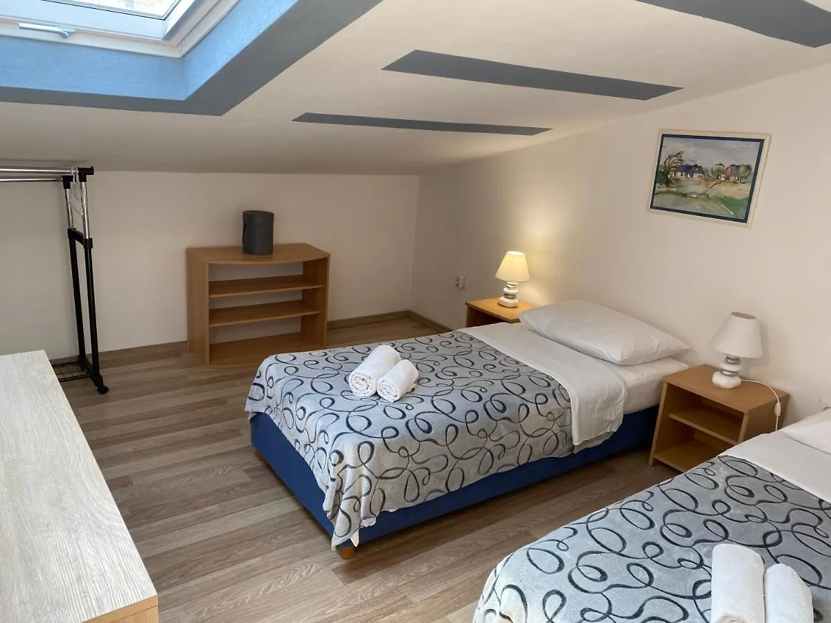 Πανσιόν Apartmans And Rooms Madunic I Σπλιτ