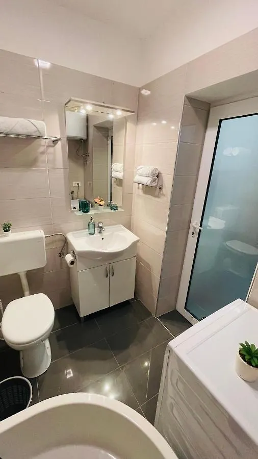 Apartmans And Rooms Madunic I Split 3*,  Croacia