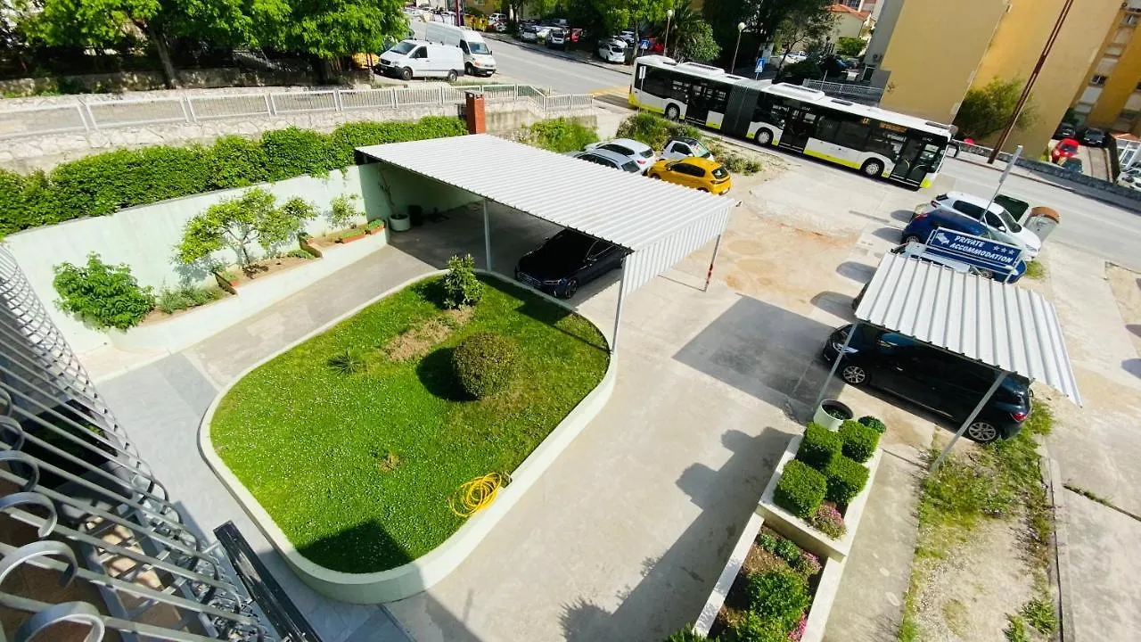 Apartmans And Rooms Madunic I Split 3*,  Croacia